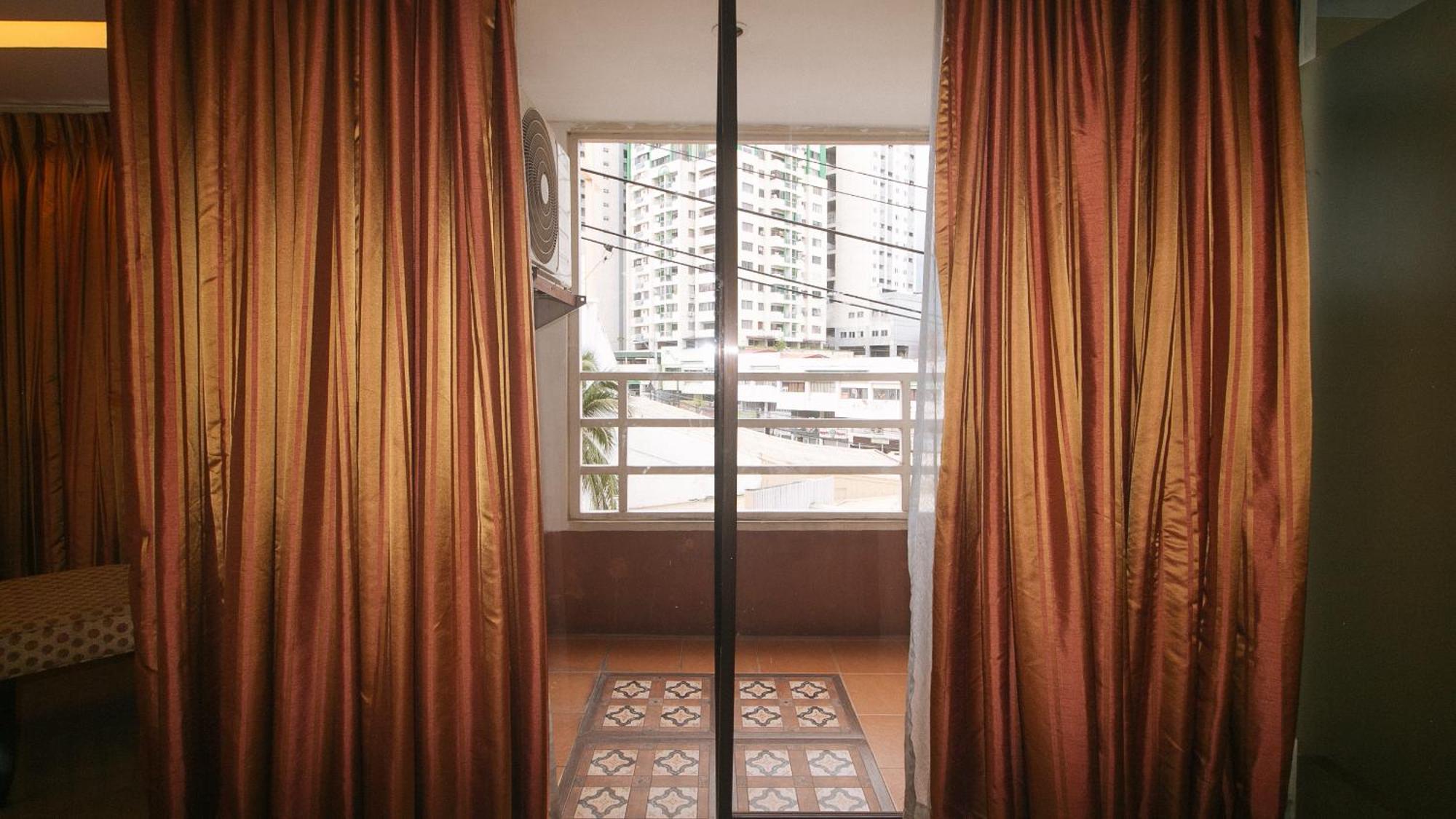 Torre Venezia Suites Quezon City Exteriör bild