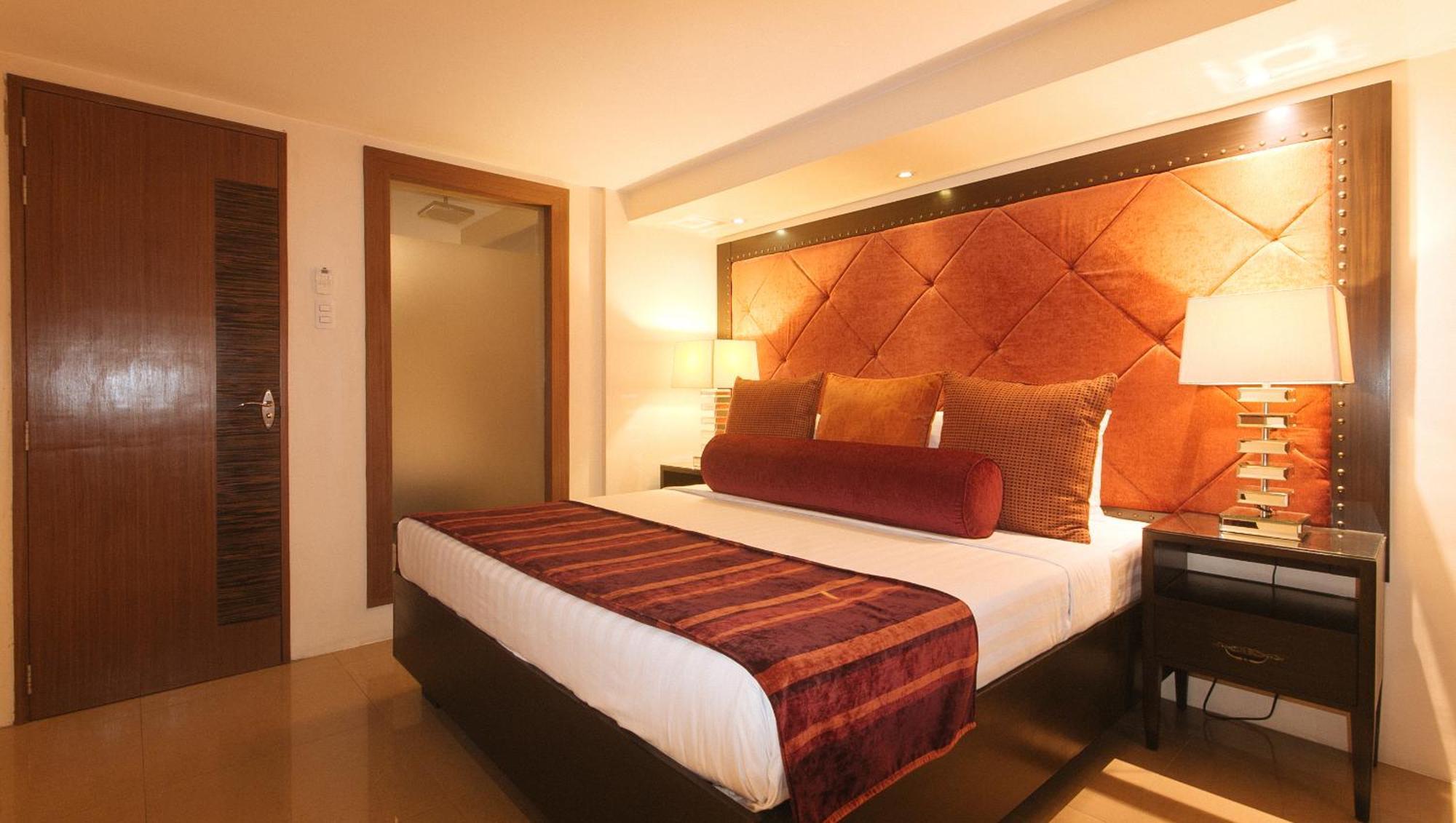 Torre Venezia Suites Quezon City Exteriör bild