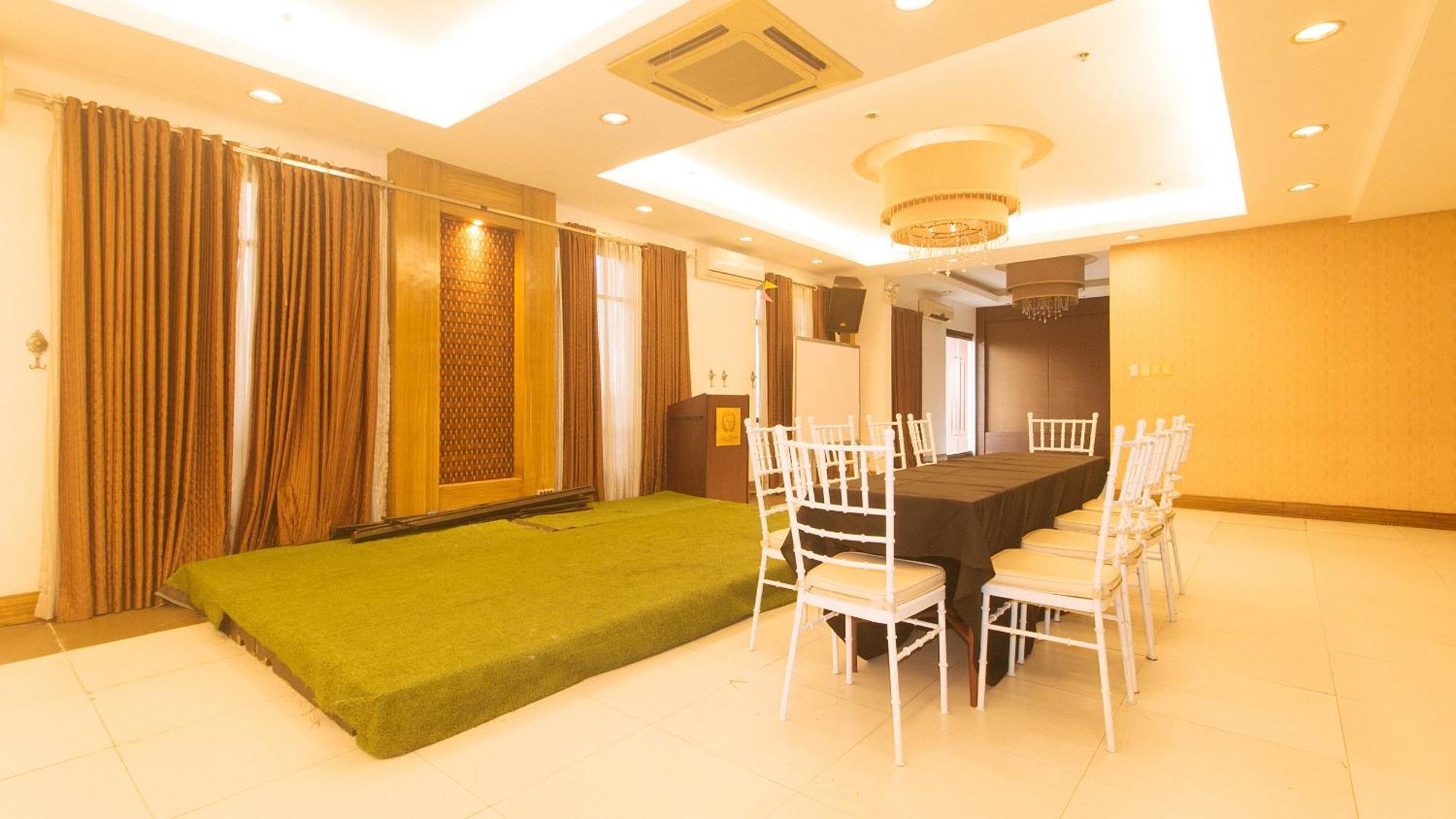 Torre Venezia Suites Quezon City Exteriör bild