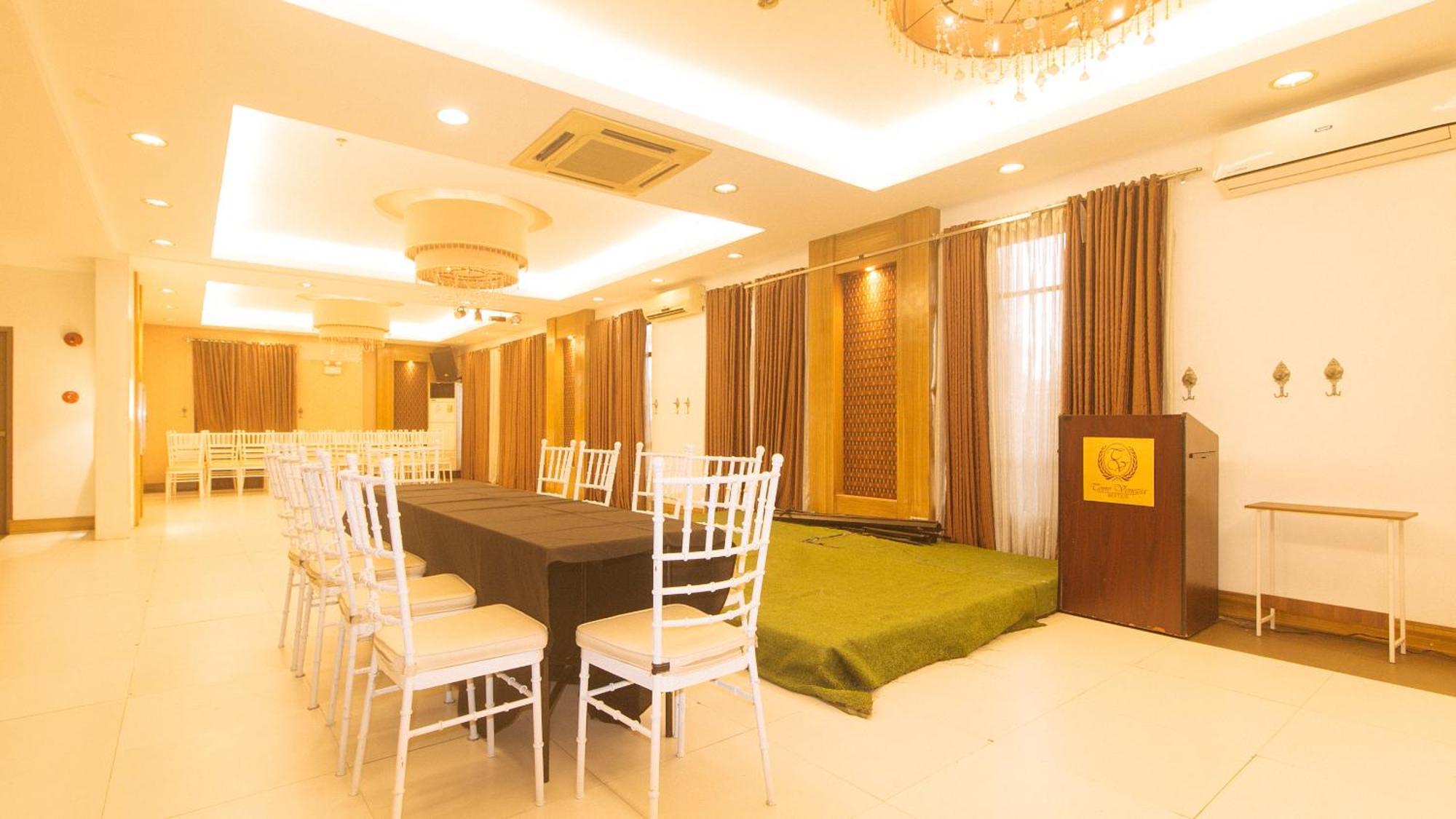 Torre Venezia Suites Quezon City Exteriör bild