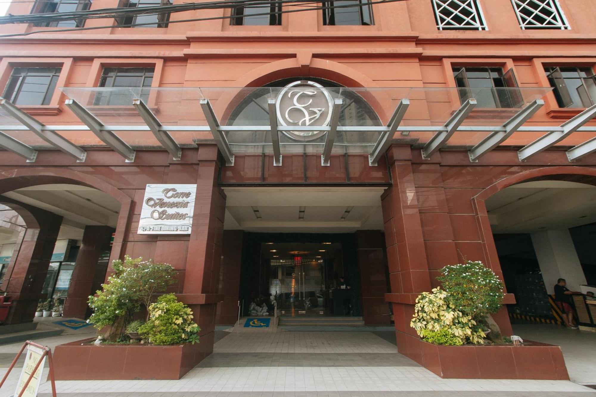 Torre Venezia Suites Quezon City Exteriör bild